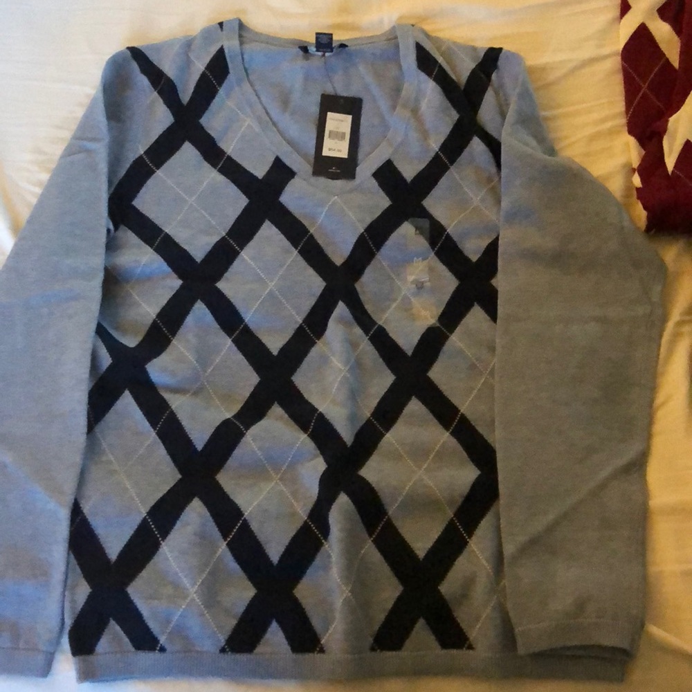 NWT Tommy classic sweater, size M
